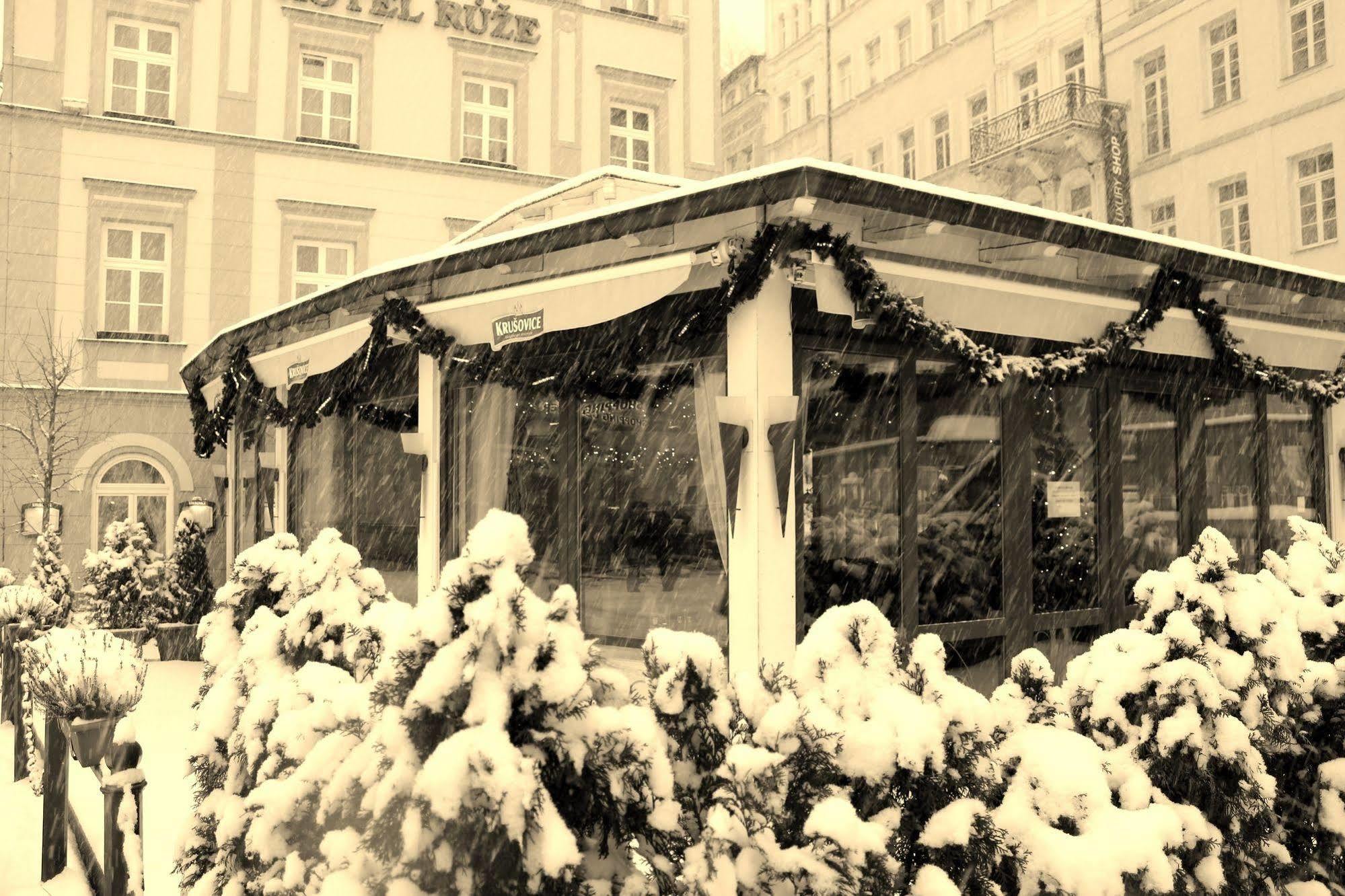 Hotel Malta Karlovy Vary Bagian luar foto