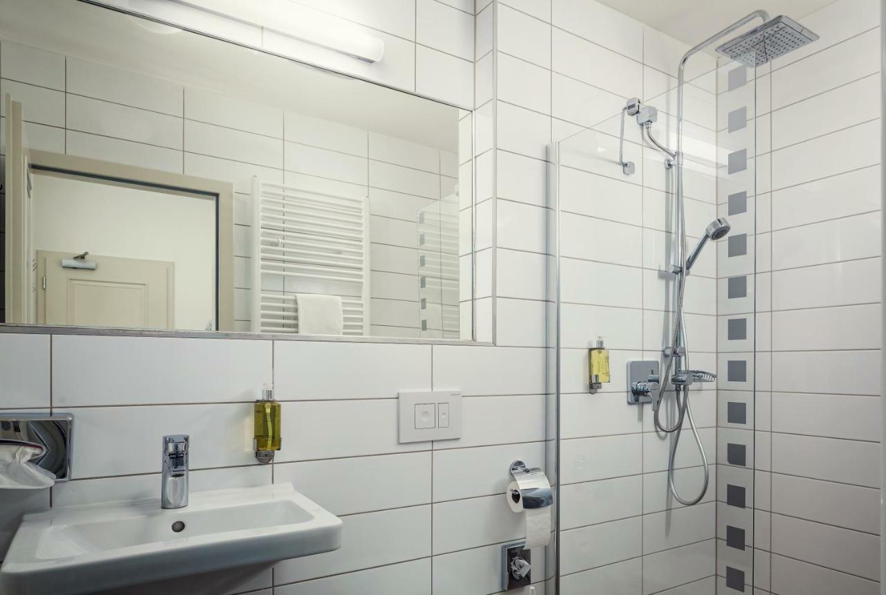 Hotel Malta Karlovy Vary Bagian luar foto